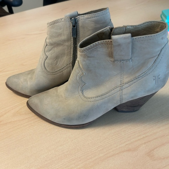 FRYE size 6.5 booties good used condition could use a good clean price reflects - Picture 8 of 15